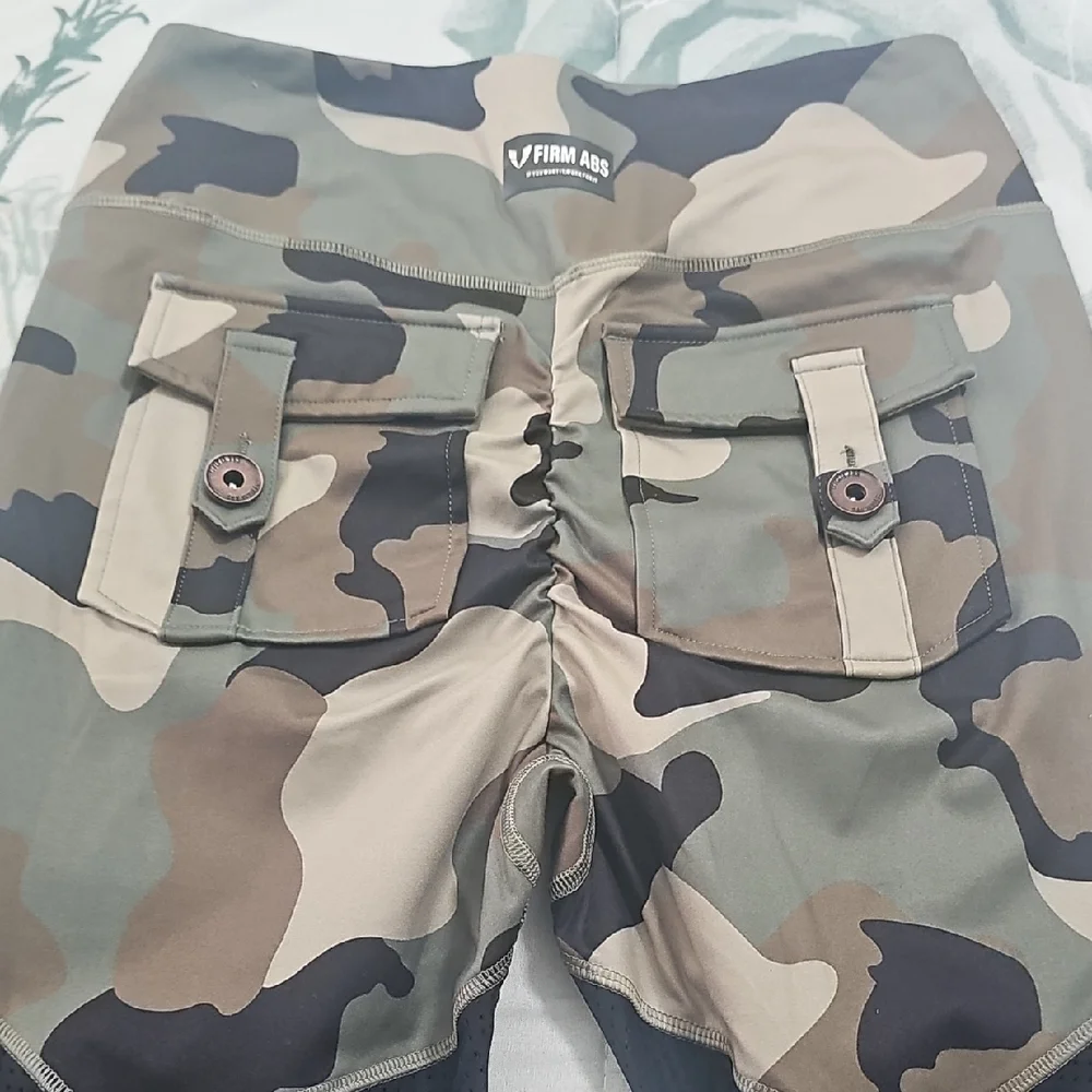 Camouflage Leggings for Women - Picture 2 of 5